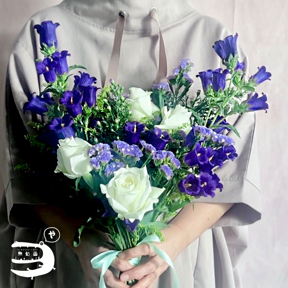 Campanula medium : A-1stem / B-3stems