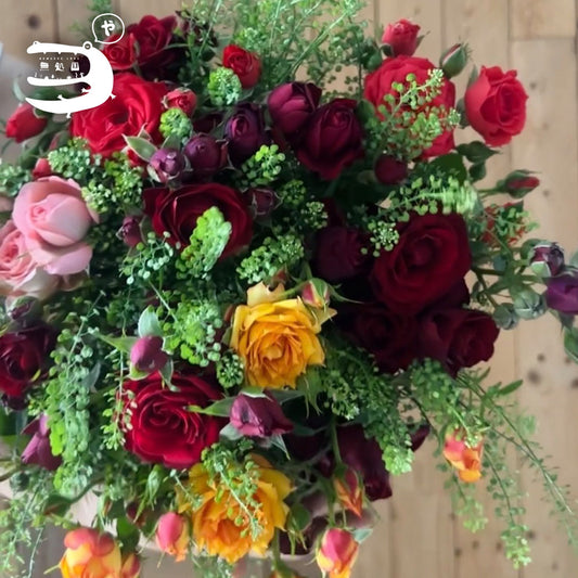 Spray Rose: 3 stems directly send from the farm in Cameron Highlands