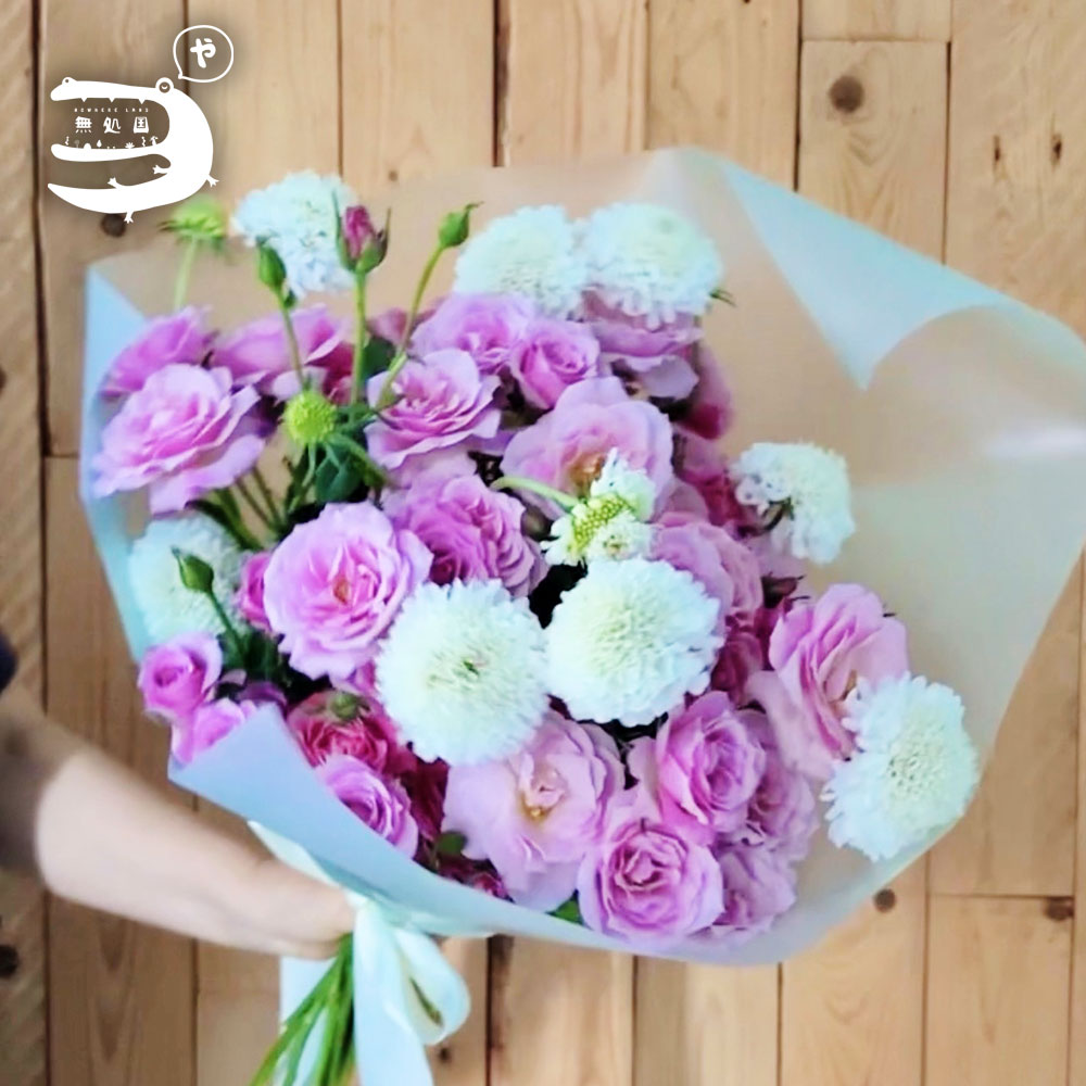 Spray Rose[3stems]: Directly send from the farm in Cameron Highlands [Fresh Flower][3stems]